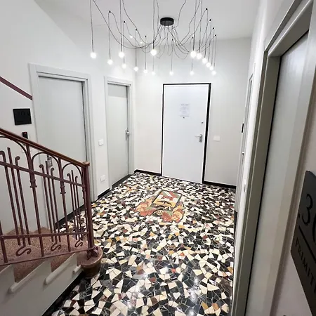 Oda ve Kahvaltı Rossovino Boutique *